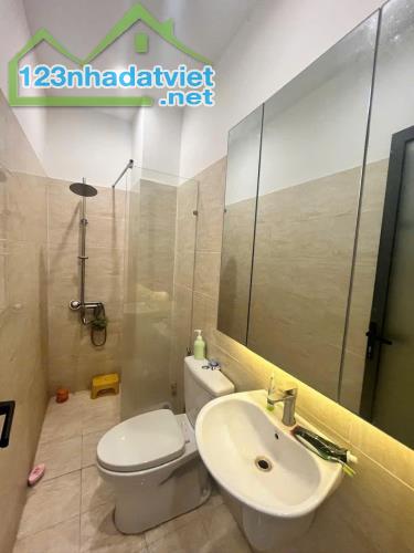 Bán Nhà gốc 2 mặt HXH Đề Thám, tương lai ra mặt tiền  4 tầng nhỉnh 14 tỷ - 5