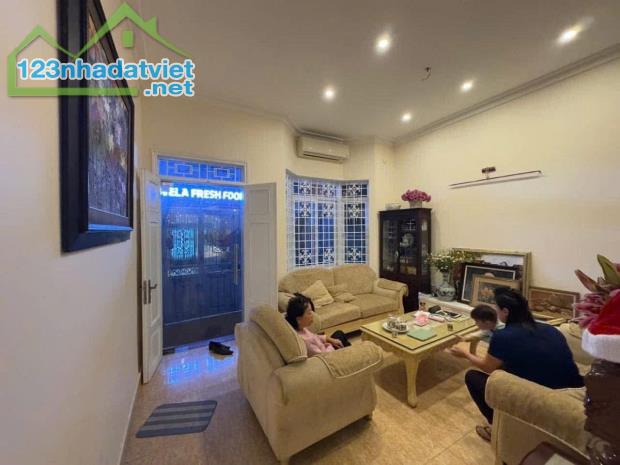 BÁN NHÀ PHỐ TÔ NGỌC VÂN, Ô TÔ VÀO NHÀ, CÁCH HỒ 30M, SIÊU HIẾM, DT 65M2*MT 5M*GIÁ 21.5 TỶ - 1