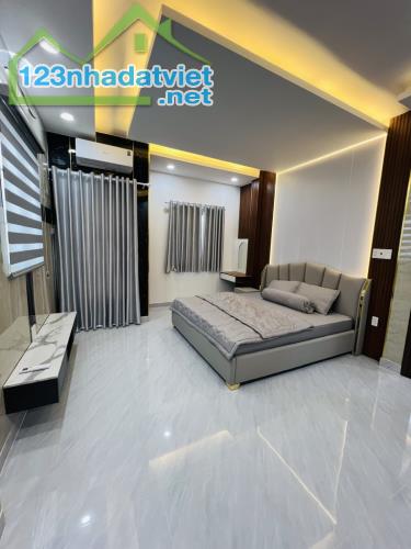 Mặt tiền Âu Dương Lân, ngay chợ Rạch Ông, nở hậu 8m, 95m2 chỉ 12 tỷ - 3