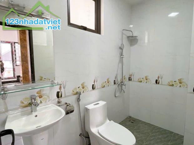 8.75 tỷ nhà Pháo Đài Láng Đống Đa mới tinh 60m ra ô tô 6 tầng thang máy 36m2, ở + cho thuê - 4