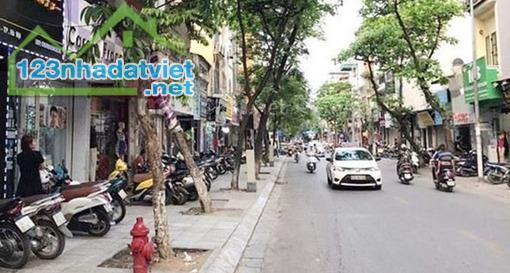 Bán Tòa Căn Hộ Dịch Vụ Đội Cấn, Ba Đình 50m 9 Phòng Khép Kín Dòng Tiền Cao Giá 9,45 Tỷ