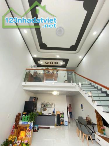 Chính chủ e muốn bán căn nhà có gác lửng (5x21 )tại Phường Tân Hiệp - Thành Phố Biên Hòa - 1