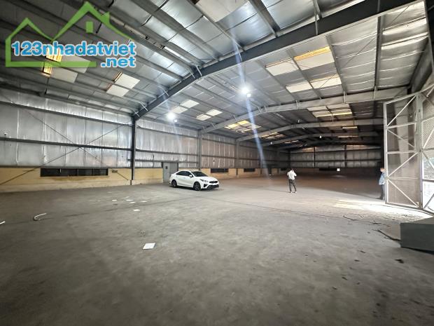 900m kho xưởng khu vực Dương Văn Bé cần cho thuê, container ra vào, 130k/m