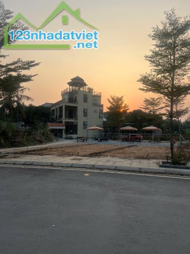 Bán căn 2 mặt tiền, 92m2 gần công viên, trung tâm hành chính Lương Sơn. - 4