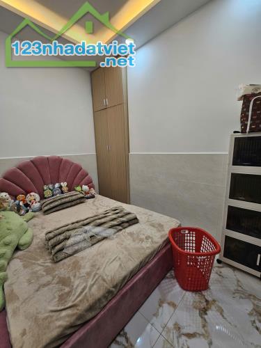 Nhà đất Quận 8, TP hcm đường Tùng Thiện Vương 57m2 nở hậu 8m 4 P.Ngủ chỉ 5 tỷ - 3