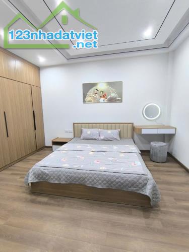HÀNG ĐỘC PHỐ TRẠM BÁN NHÀ 45M2 ,THANG MÁY, NGÕ Ô TÔ ,NÔNG ,THÔNG GẦN PHỐ 8.X TỶ - 3