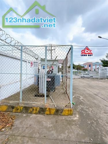 XT245 Xưởng trống bàn giao SX liền, thu hút nhiều DNNN đầu tư ngành nghề đa dạng - 1