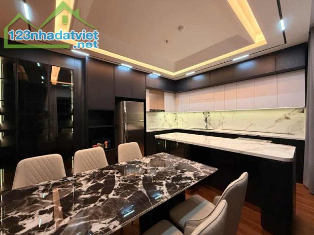 BÁN NHÀ 8 TẦNG - TRỊNH CÔNG SƠN - NHẬT TÂN - TÂY HỒ - 166M²  - SỔ ĐỎ CHÍNH CHỦ - 1