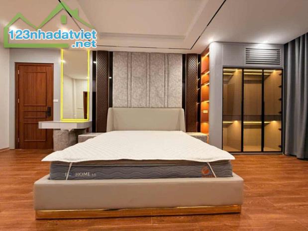 BÁN NHÀ 8 TẦNG - TRỊNH CÔNG SƠN - NHẬT TÂN - TÂY HỒ - 166M²  - SỔ ĐỎ CHÍNH CHỦ