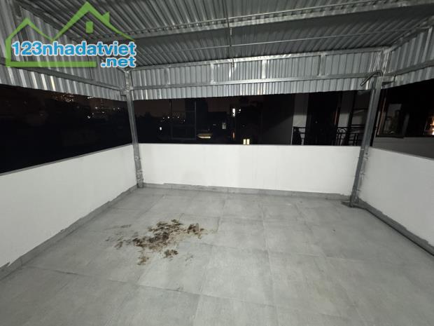 NHÀ DÒNG TIỀN LÊ QUANG ĐẠO 11,2 TỶ - CCMN 9P - 45 TR/TH, THANG MÁY, PCCC - 1