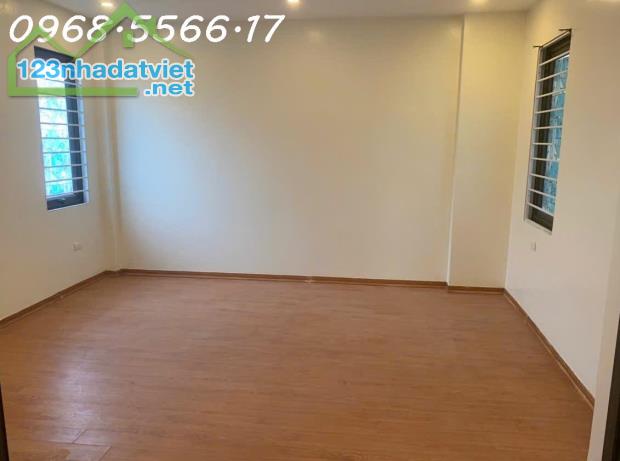 SỞ HỮU SIÊU PHẨM  NGAY NHÀ 5 TẦNG ĐẸP LONG LANH - Vị Trí Đắc Địa  TẠI : PHÚC LỢI - LONG