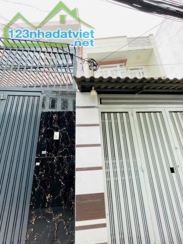Bán nhà HXH đường Phạm Văn Chiêu GV. DT 3m73 x 12m nở hậu trệt lầu