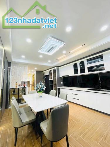 SIÊU PHẨM XÂY MỚI - HẺM 6M THÔNG - 2