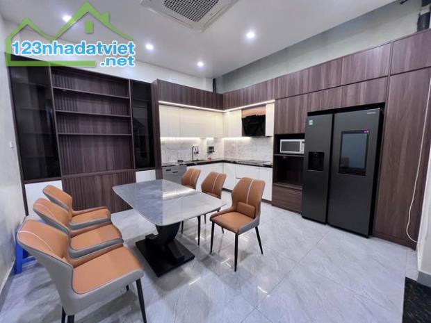 BÁN NHÀ MỚI XÂY QUAN HOA, CẦU GIẤY, 65M, 4 TẤNG, 5M,  13 TỶ 500, 40M RA MẶT PHỐ. - 3