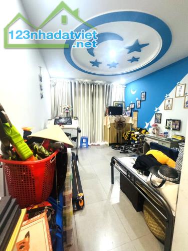 BÁN NHÀ MTKD ĐƯỜNG TRẦN HƯNG ĐẠO, SÁT LŨY BÁN BÍCH, TÂN PHÚ, 106 M2, 4 LẦU - 1