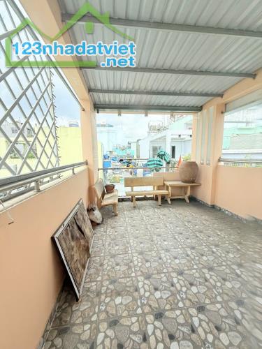 Bán nhà quận 11, đường Thái Phiên, 35m3, hẻm 4m, 4 tầng, 6.5 tỷ - 4
