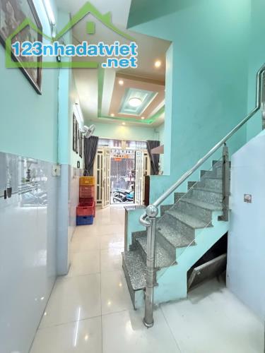 Bán nhà quận 11, đường Thái Phiên, 35m3, hẻm 4m, 4 tầng, 6.5 tỷ - 2