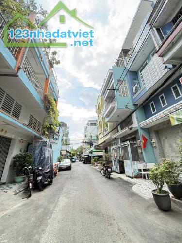 Bán nhà quận 11, đường Thái Phiên, 35m3, hẻm 4m, 4 tầng, 6.5 tỷ - 1