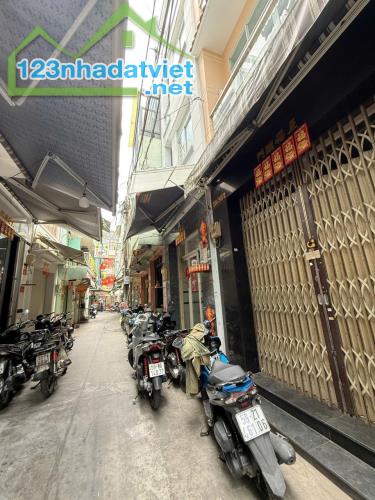 Bán nhà quận 11, đường Thái Phiên, 35m3, hẻm 4m, 4 tầng, 6.5 tỷ