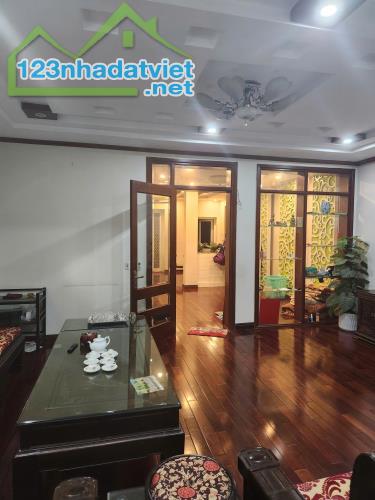 BÁN BIỆT THỰ 4 TẦNG HOÀNG MAI, PHÂN LÔ CAO CẤP, ĐƯỜNG 3 ÔTÔ TRÁNH, MẶT TIỀN RỘNG, 2 THOÁNG - 5