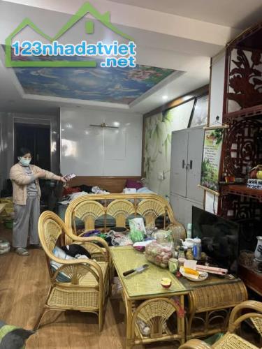 HIẾM CẦN BÁN NHÀ NGHĨA TÂN CẦU GIẤY 60M GIÁ NHỈNH 4 TỶ KHU VỰC HOT CỦA QUẬN