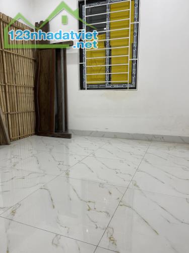 Cho thuê căn hộ CCMN Phố Khâm Thiên, Đống Đa 50m2, 2 ngủ, 8 Triệu ở gđ, nhóm ngoan - 4