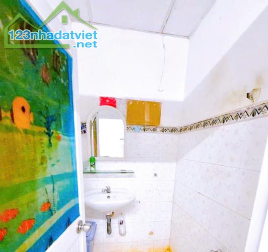 Bán nhà Võ Văn Tần, QUẬN 3, Diện tích 3.5 x 8 m, 2 tầng, Giá 3.98 tỷ