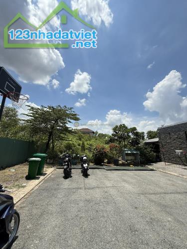 Bán Đất Biệt Thự Ven Sông Nguyễn Văn Hưởng,Thảo điền,Q2 DT:923m2(17mx40m) Fuul Thổ Cư - 1
