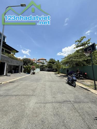 Bán Đất Biệt Thự Ven Sông Nguyễn Văn Hưởng,Thảo điền,Q2 DT:923m2(17mx40m) Fuul Thổ Cư - 3