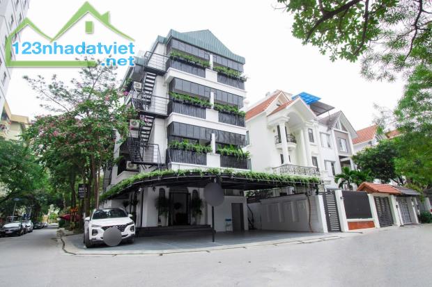 Bán nhà LÔ GÓC Nguyễn Cơ Thạch (KĐT Mỹ Đình 2) 196m/ 5T Thang máy/ MT 11m 68 Tỷ - 3