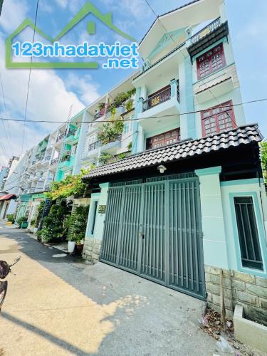 HXH quay đầu 1 trục Lê Văn Thọ P.11 Gò Vấp ngang 5.5m 115m2 giá 13 tỷ