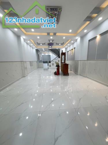 HXH quay đầu 1 trục Lê Văn Thọ P.11 Gò Vấp ngang 5.5m 115m2 giá 13 tỷ - 2