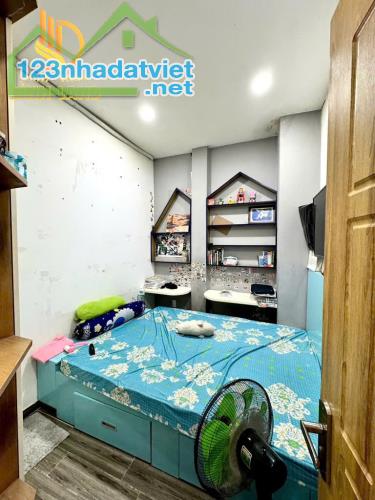 Bán Nhà 5Tầng 40M2 Hẻm Xe Hơi Lê Đức Thọ Gò Vấp 5Tỷ Nhỏ - 2