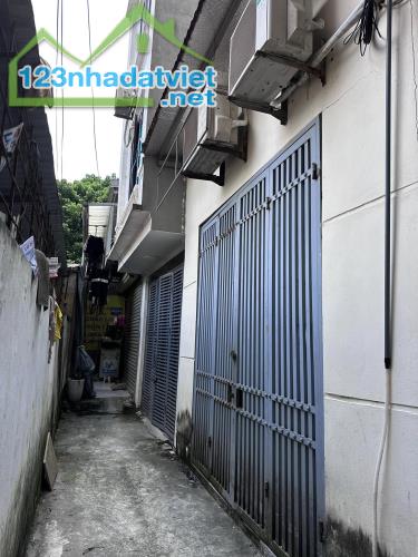 Bán nhà cấp 4 đi vài trăm mét ra Lê Quang Đạo kéo dài - 1