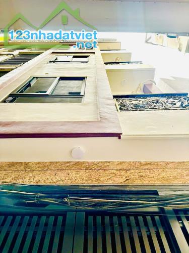 Chính chủ nhờ bán nhà Đội Cấn, Ba Đình, gần ô tô, 38m, 5 ngủ, 8tỷ - 2