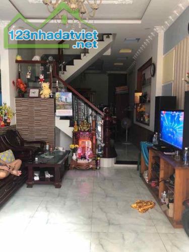 Bán nhà Đường BẾN LỘI, phường Bình Trị Đông A quận Bình Tân,GIÁ 5,2 Tỷ
