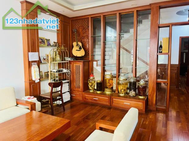 Bán nhà Trung Mỹ Tây Q.12, 5m x 25m, tặng toàn bộ NỘI THẤT, chỉ 14.9 tỷ tl. - 3