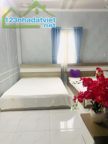 SIÊU PHẨM NHÀ PHỐ, 90M2- 4 TẦNG-HUỲNH THỊ HAI, QUẬN 12- Ô TÔ NGỦ TRONG NHÀ, CHỈ NHỈNH 5 TỶ - 3