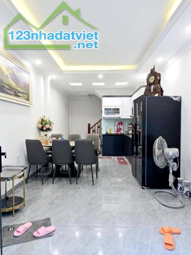 Chỉ em Quang Anh Có, Nhà Tây Hồ, Gần 2 Cụ Rồng, Phân Lô Oto, Gần Phố, 6 Tầng Ở Ngay, 12 Tỷ - 1