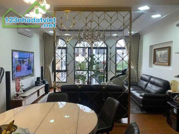 LẠC LONG QUÂN - PHÂN LÔ BÀN CỜ - GARA - 7 TẦNG THANG MÁY - HƠN 50M² NHỈNH 21 TỈ - 1
