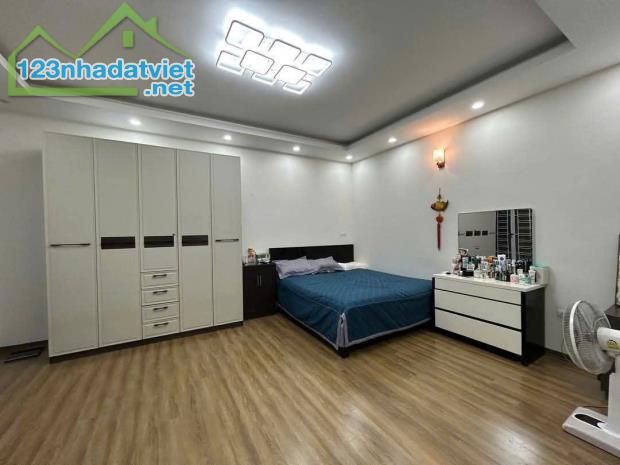 LẠC LONG QUÂN - PHÂN LÔ BÀN CỜ - GARA - 7 TẦNG THANG MÁY - HƠN 50M² NHỈNH 21 TỈ - 5