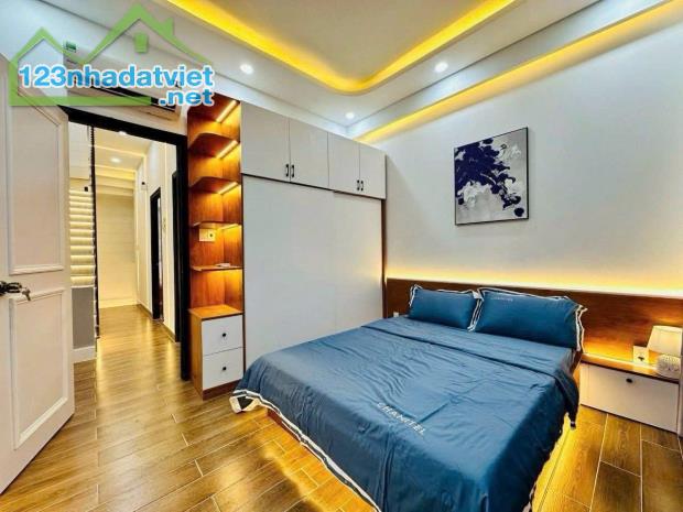 Bán nhà ngay đường Lê Văn Lương, Phường Tân Kiểng, Quận 7 giá 3tỷ900 - 3