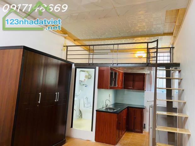 Chính chủ cho thuê căn hộ full nội thất tại 1194 Đường Láng. - 4