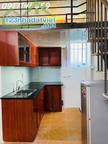 Chính chủ cho thuê căn hộ full nội thất tại 1194 Đường Láng. - 2