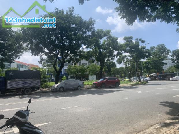 C125 🔥 CƠ HỘI ĐẦU TƯ HIẾM CÓ - ĐẤT MẶT TIỀN NGUYỄN THỊ THẬP, QUẬN 7 🔥 - 1