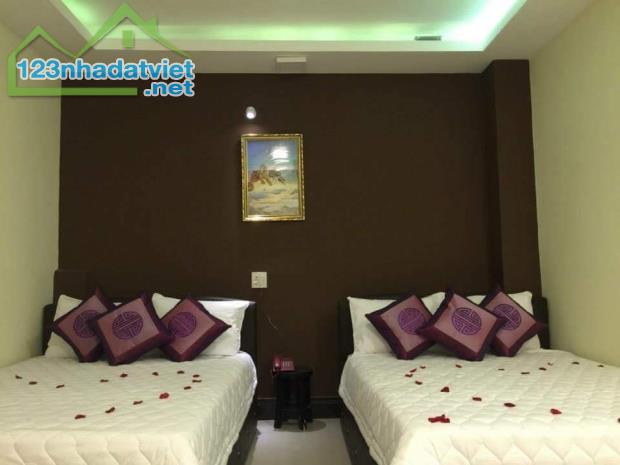 C129 🔥 KHÁCH SẠN KINH DOANH ĐỈNH - THU NHẬP 100 TRIỆU/THÁNG - NGAY LOTTE MART QUẬN 7 -