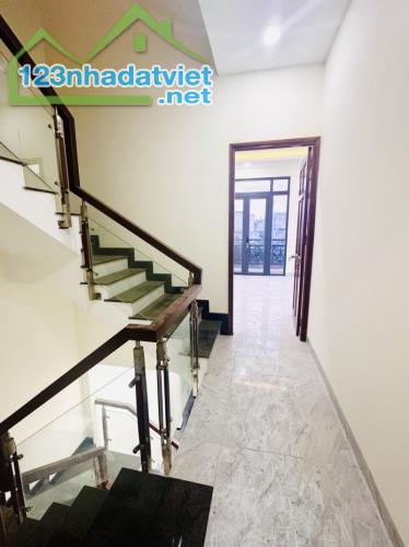Bán nhà mặt phố Quốc Lộ 13, Thủ Đức, 60m², 4 tầng, 6.75  tỷ, sổ hồng - 1