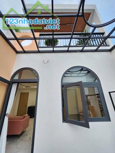 Bán tòa CHDV Trích Sài - 76m2 x 7T Thang máy - Oto đỗ cửa - Vài bước ra Hồ Tây - 4