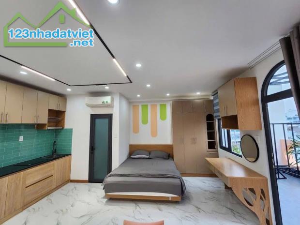 Bán tòa CHDV Trích Sài - 76m2 x 7T Thang máy - Oto đỗ cửa - Vài bước ra Hồ Tây