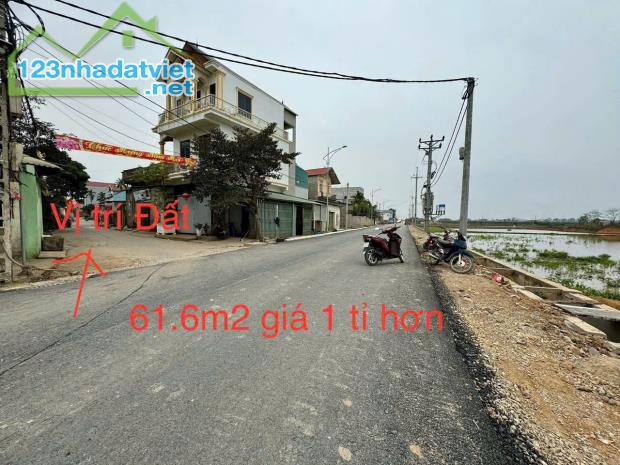 Hơn 1 tỷ có ngay mảnh tại Tốt Động - 
Chương Mỹ - Hà Nội.
- DT: 61,6 m2 mặt tiền 4. hậu 4. - 1